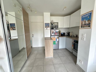 APPARTEMENT T2 A LOUER - LA MADELEINE - 36.6 m2 - 700�&euro; charges comprises par mois