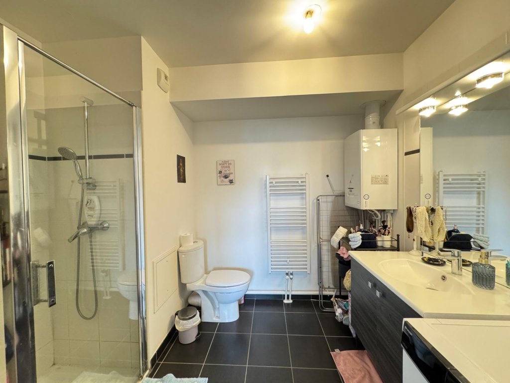 APPARTEMENT T2 A LOUER - LA MADELEINE - 36.6 m2 - 700�&euro; charges comprises par mois