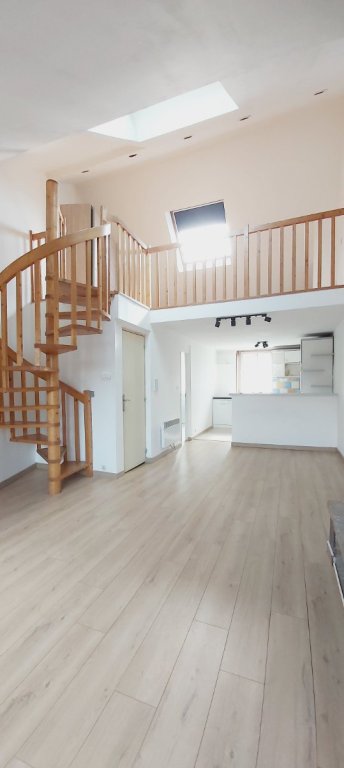 APPARTEMENT T2 A LOUER - LA MADELEINE - 51.26 m2 - 658�&euro; charges comprises par mois