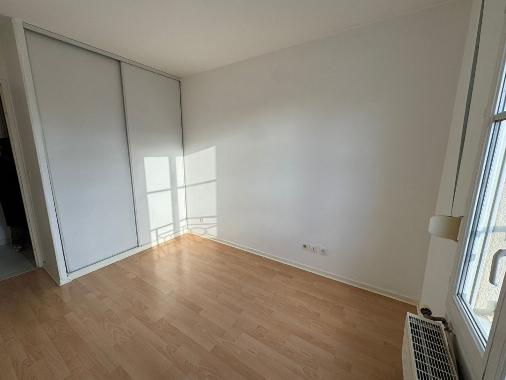 APPARTEMENT T2 A LOUER - MARCQ EN BAROEUL - 45.98 m2 - 790�&euro; charges comprises par mois