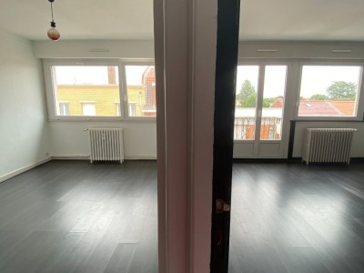 APPARTEMENT T2 A LOUER - MARCQ EN BAROEUL - 50.79 m2 - 816€ charges comprises par mois