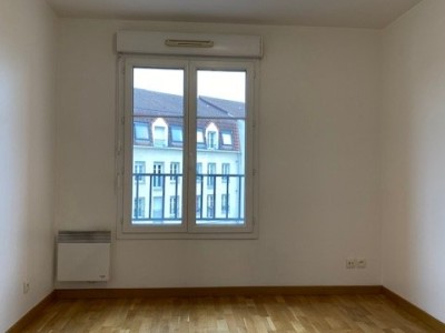 APPARTEMENT T2 A LOUER - MARCQ EN BAROEUL - 42 m2 - 804€ charges comprises par mois