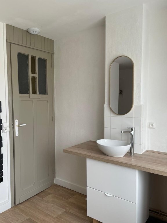 Appartement meublé en duplex A LOUER - MARCQ EN BAROEUL - 57.25 m2 - 1 100 &euro; charges comprises par mois