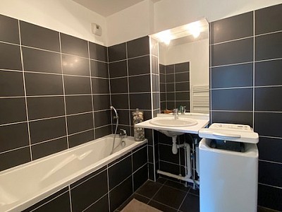 APPARTEMENT T2 A LOUER - MOUVAUX tramway les 3 suisses - 48.14 m2 - 820€ charges comprises par mois