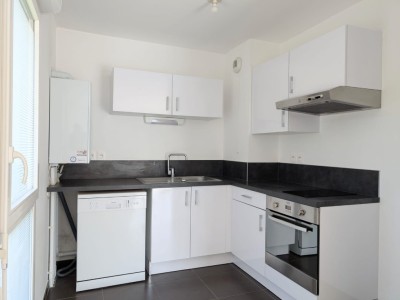 APPARTEMENT T2 A VENDRE - LA MADELEINE - 51 m2 - 212000€