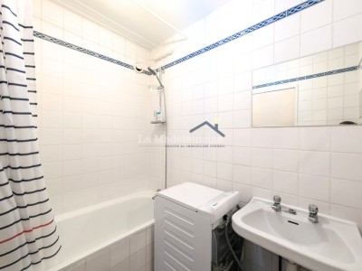APPARTEMENT T2 A VENDRE - LA MADELEINE - 50 m2 - 159000€