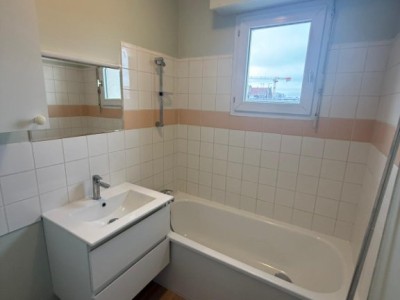 APPARTEMENT T2 A VENDRE - LA MADELEINE - 42.68 m2 - 199 000 €