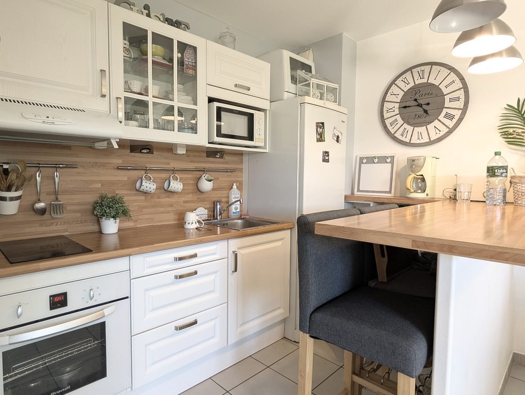 APPARTEMENT T2 A VENDRE - LA MADELEINE - 42.9 m2 - 185�000�&euro;