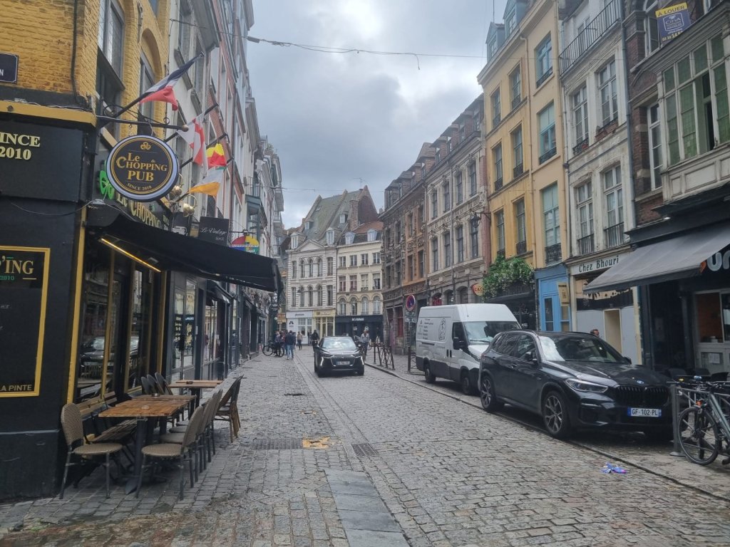 APPARTEMENT T2 A VENDRE - LILLE Vieux Lille - 46 m2 - 245 000 &euro;