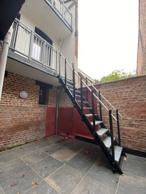 APPARTEMENT - LA MADELEINE - 56.75 m2 - LOU&Eacute;