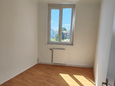 APPARTEMENT T3 A LOUER - LA MADELEINE - 63.48 m2 - 750€ charges comprises par mois