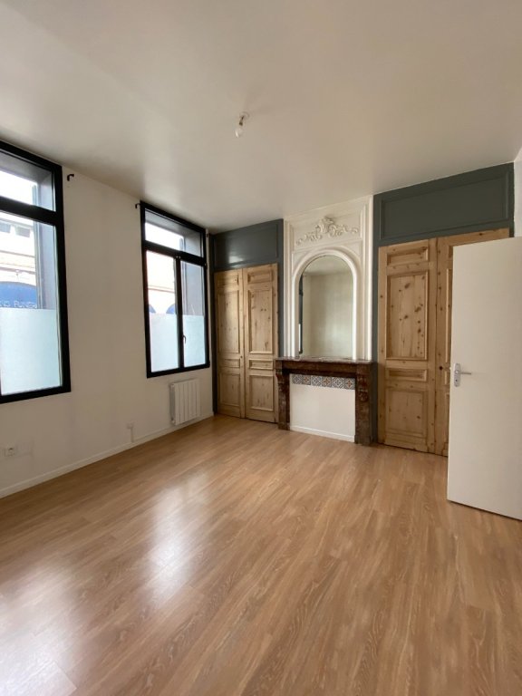 APPARTEMENT T3 A LOUER - MARCQ EN BAROEUL - 70.3 m2 - 950 &euro; charges comprises par mois