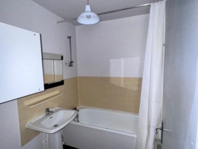 APPARTEMENT T3 - LA MADELEINE - 68 m2 - 199900€