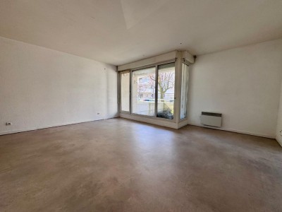 APPARTEMENT T3 A VENDRE - LILLE ST MAUR - 71.69 m2 - 219000€
