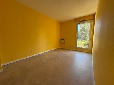 APPARTEMENT T3 A VENDRE - LILLE ST MAUR - 71.69 m2 - 219000€