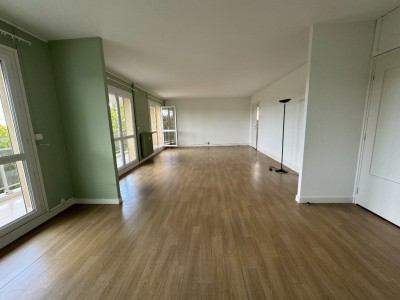APPARTEMENT T4 A LOUER - LA MADELEINE - 95.52 m2 - 1450€ charges comprises par mois