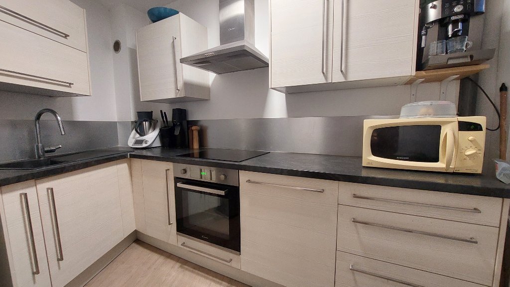 APPARTEMENT T4 A LOUER - LAMBERSART - 72.98 m2 - 1�257,50�&euro; charges comprises par mois