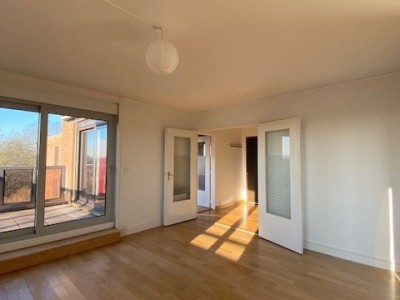 APPARTEMENT T4 A LOUER - MOUVAUX - 115 m2 - 2200€ charges comprises par mois