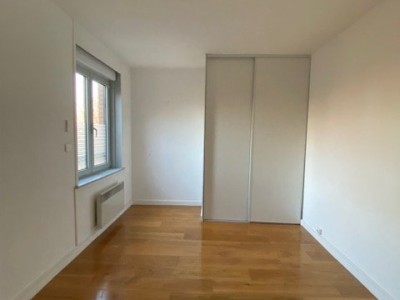 APPARTEMENT T4 A LOUER - MOUVAUX - 115 m2 - 2200€ charges comprises par mois