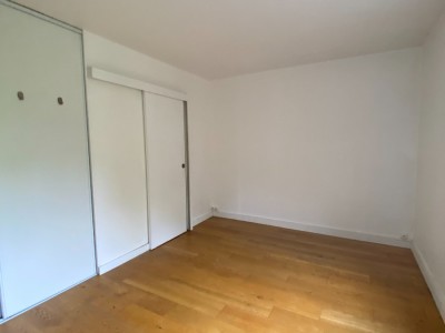 APPARTEMENT T4 A LOUER - MOUVAUX - 115 m2 - 2200€ charges comprises par mois