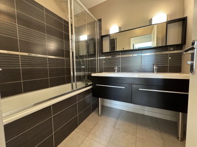 Bel appartement 3 chambres A LOUER - MOUVAUX - 89.78 m2 - 1500€ charges comprises par mois