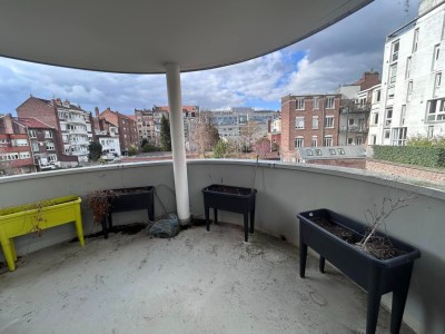 APPARTEMENT T4 A VENDRE - LA MADELEINE BOTANIQUE-ROMARIN - 104.16 m2 - 378000€