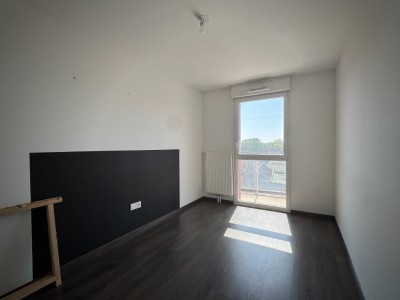 APPARTEMENT T4 A VENDRE - LA MADELEINE - 100 m2 - 379000€