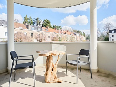 APPARTEMENT T4 - LA MADELEINE TOUS COMMERCES - 104 m2 - 384000€