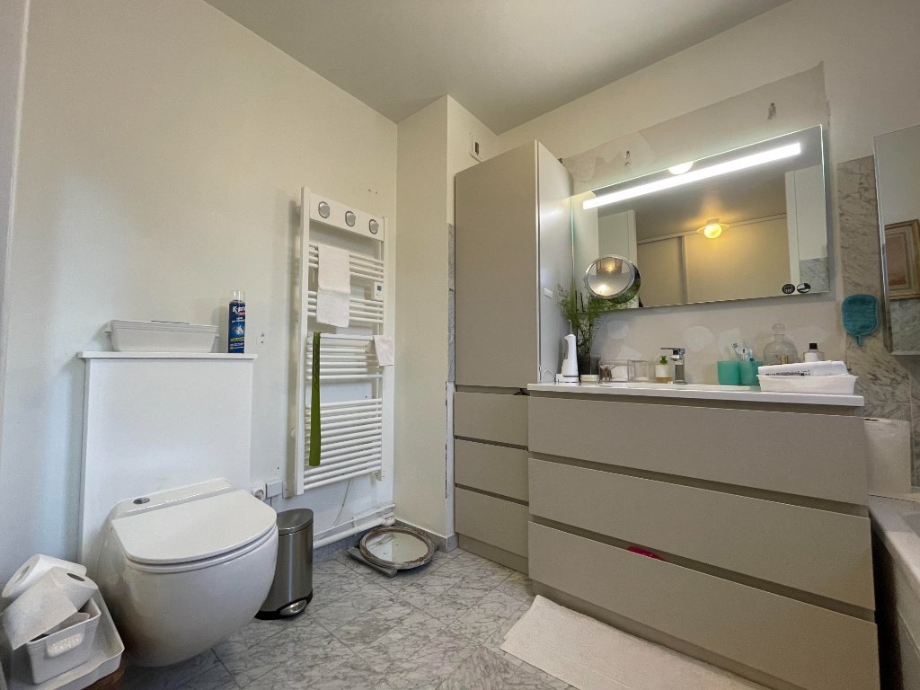 APPARTEMENT T4 A VENDRE - MOUVAUX - 130 m2 - 599�000�&euro;