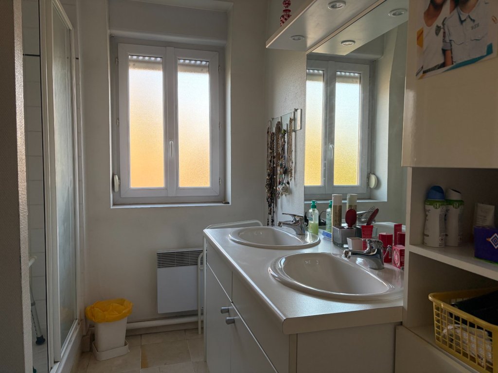 APPARTEMENT T4 A VENDRE - MOUVAUX - 126 m2 - 525�000�&euro;