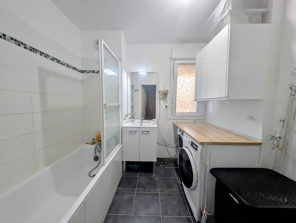 APPARTEMENT T4 A VENDRE - ST ANDRE LEZ LILLE - 85.39 m2 - 300�000�&euro;